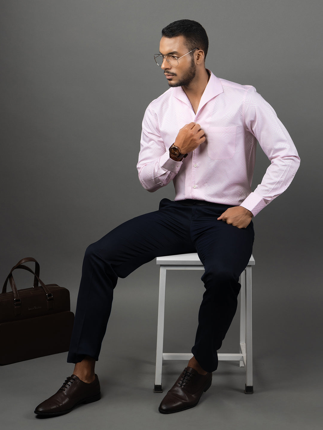 Men's Regular Fit Abstract Pink Formal Shirt