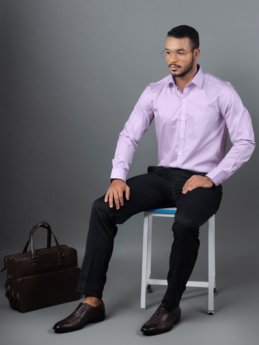 Men's Regular Fit Solid Purple Formal Shirt