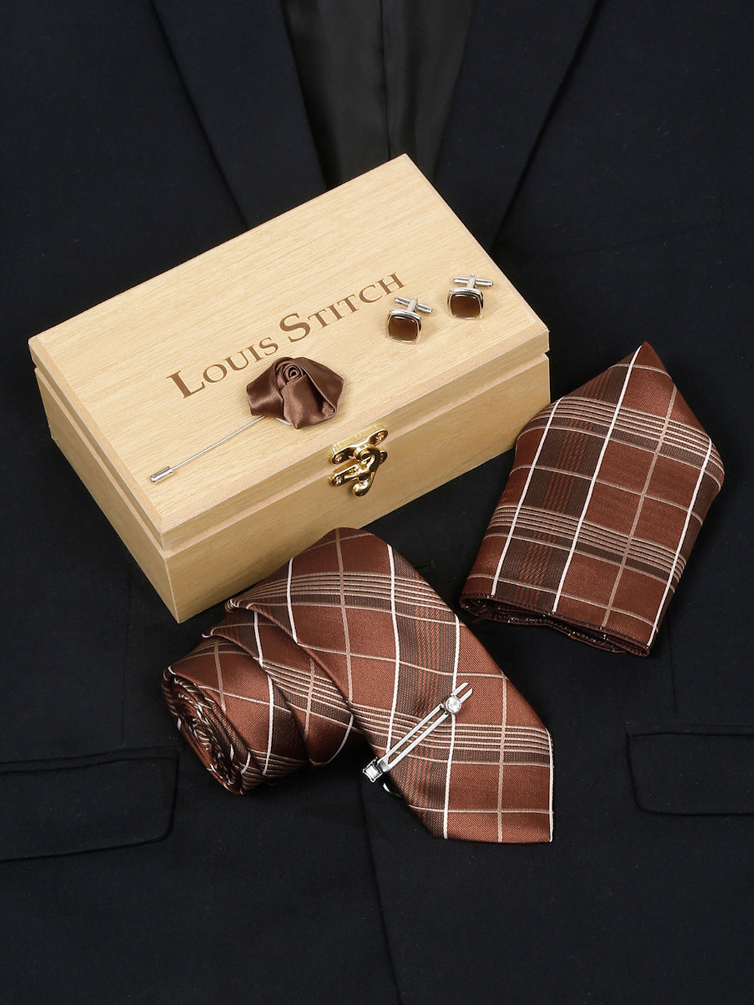 Checkered Brown Italian Silk Necktie Set Pocket Square Chrome Tiepin cufflinks and Brooch