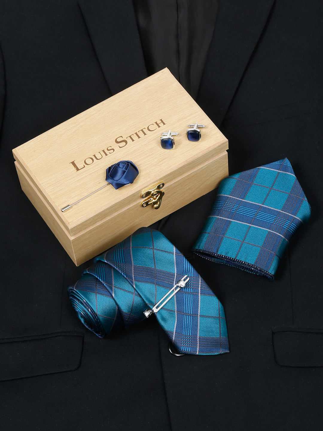 Checkered Blue Italian Silk Necktie Set Pocket Square Chrome Tiepin cufflinks and Brooch