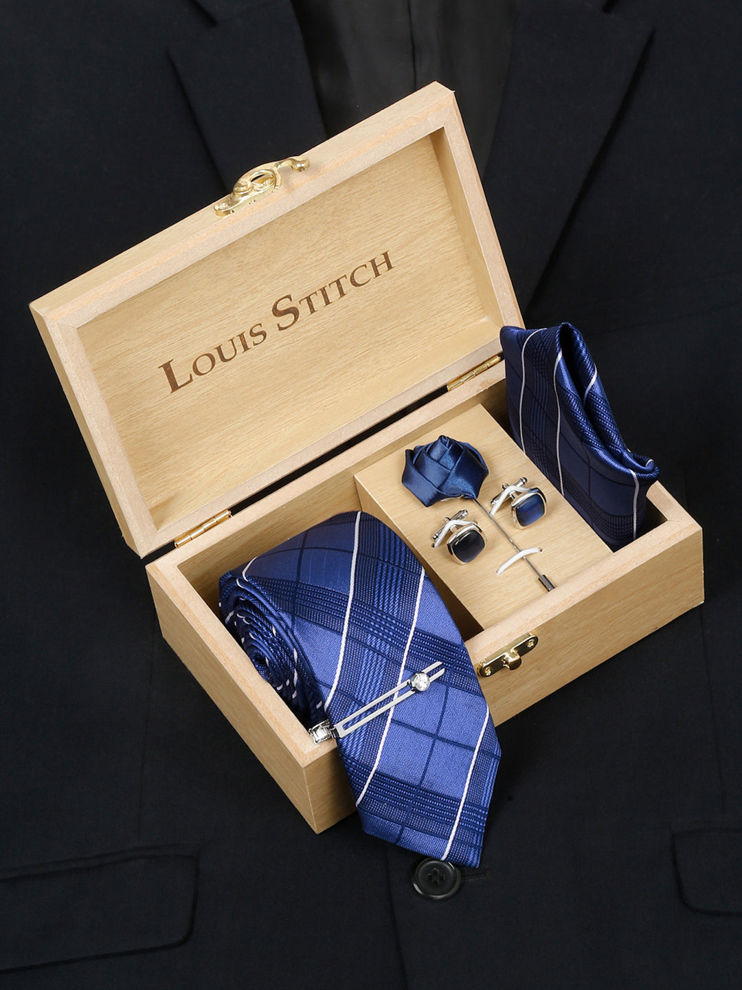 Checkered Blue Italian Silk Necktie Set Pocket Square Chrome Tiepin cufflinks and Brooch