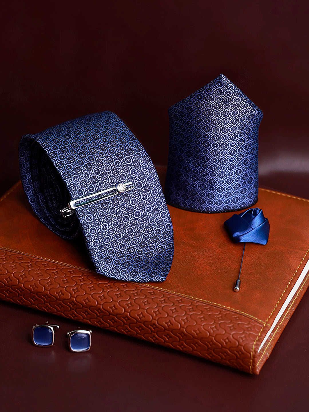 New York Blue Luxury Italian Silk Necktie Set Pocket Square Chrome Tiepin Cufflinks and Brooch