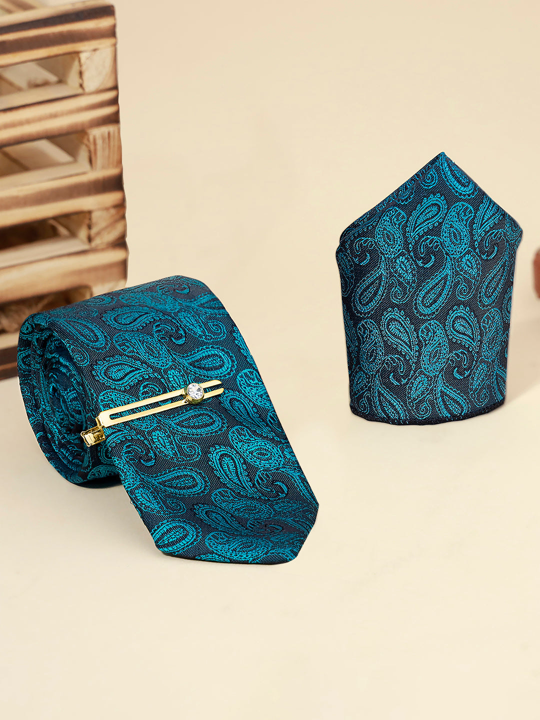 Pine Green Luxury Italian Silk Necktie Set Pocket Square Golden Tiepin