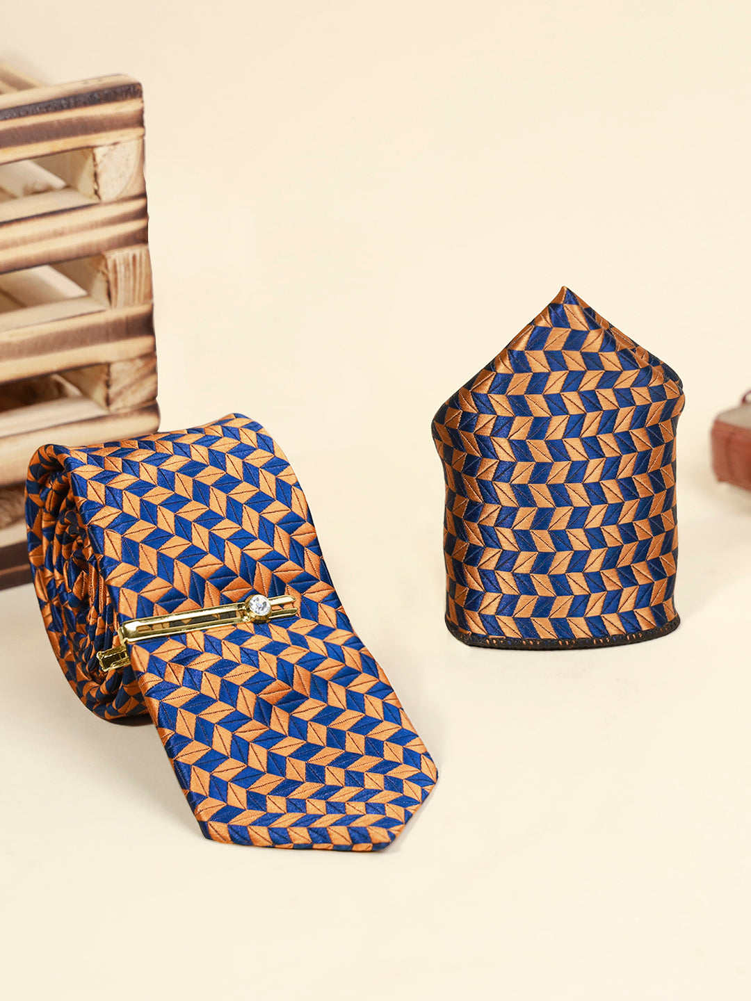 Golden Brown Luxury Italian Silk Necktie Set Pocket Square Golden Tiepin