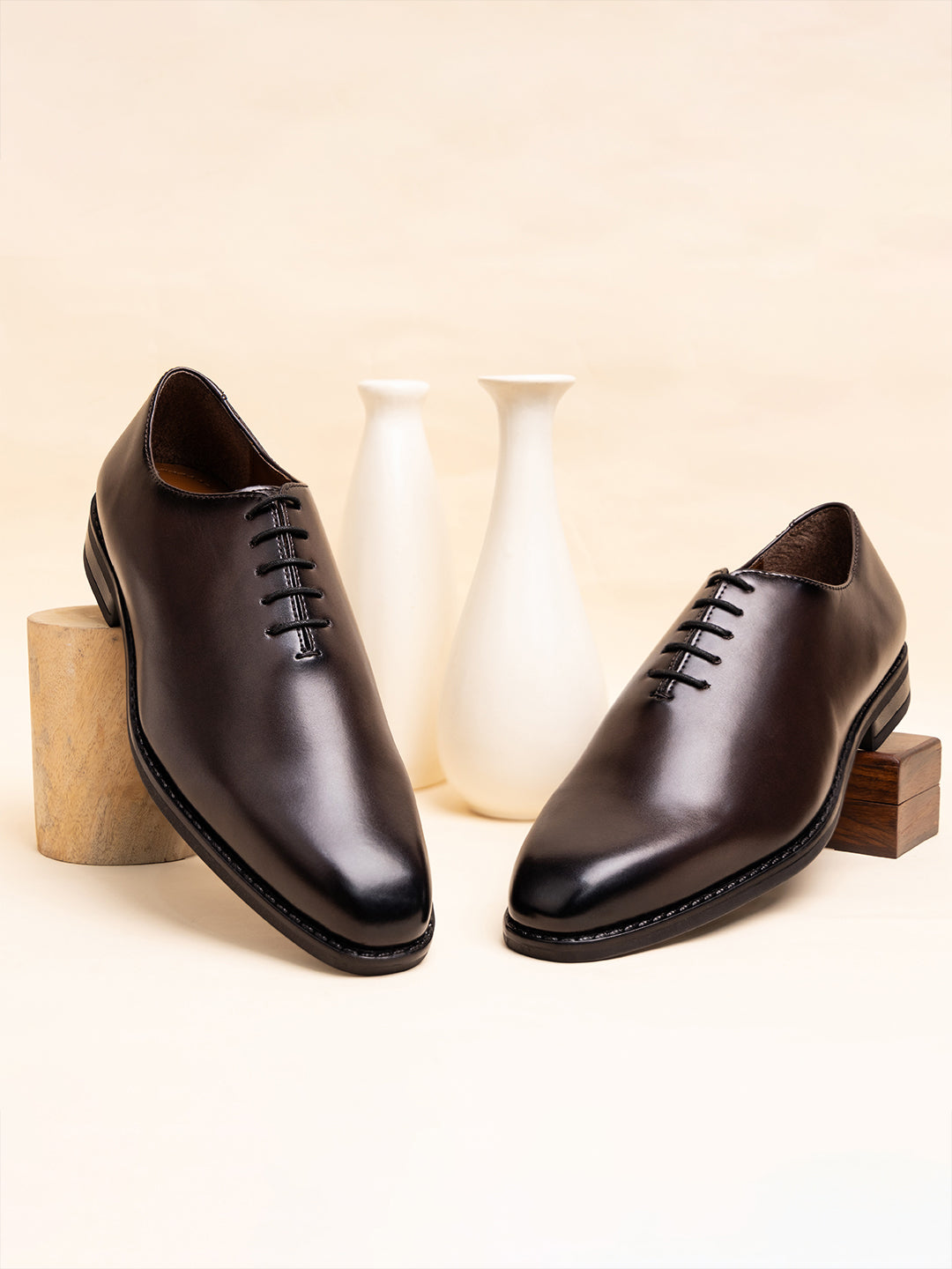 Men's Premium Leather Wholecut Shoe