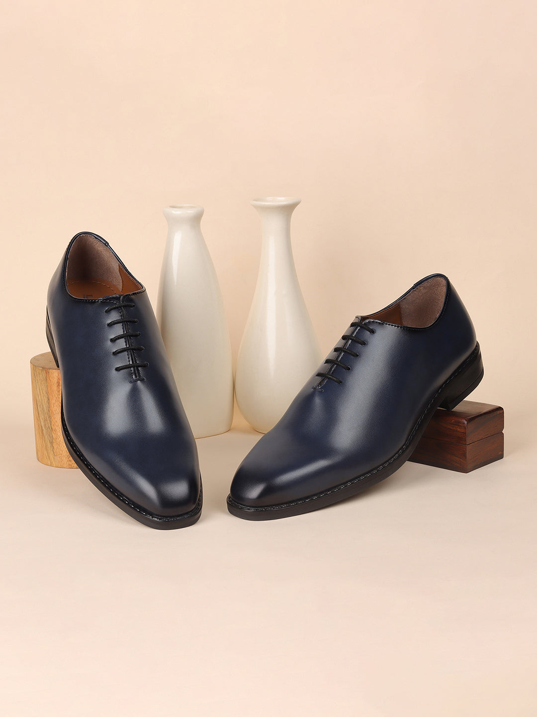 Men's Premium Leather Wholecut Shoe