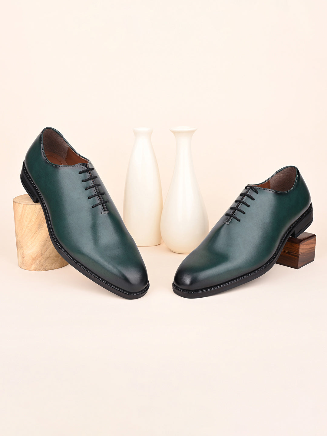 Men's Premium Leather Wholecut Shoe