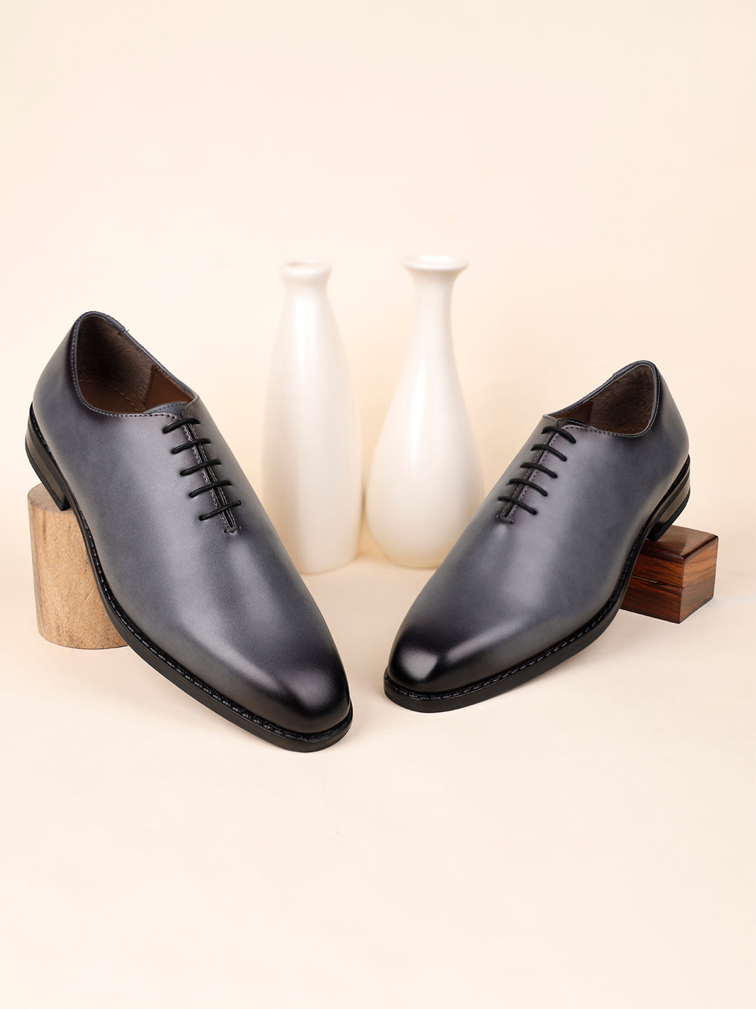 Men's Premium Leather Wholecut Shoe