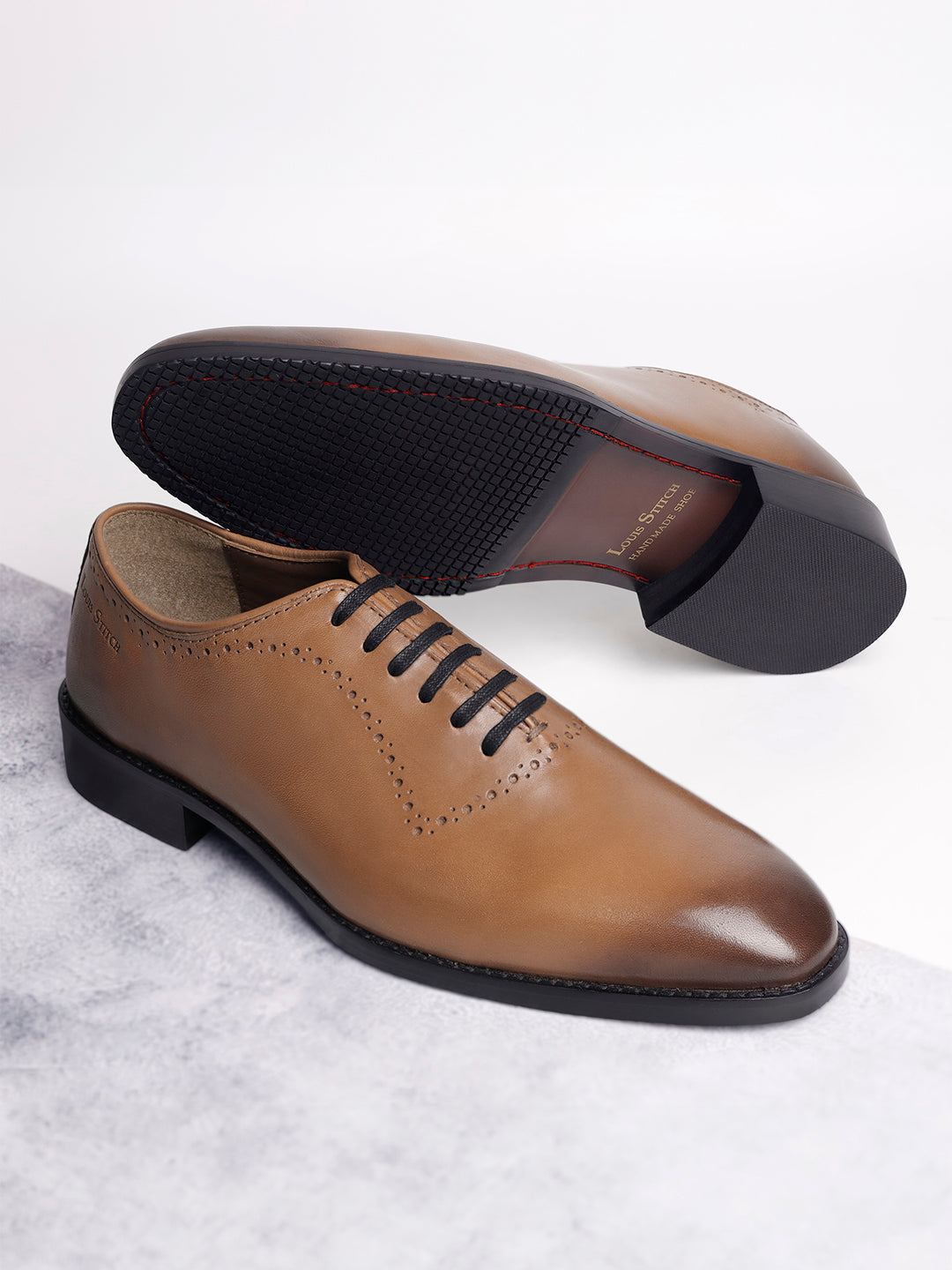 Tan Derby Style Comfortable Laceups for Men