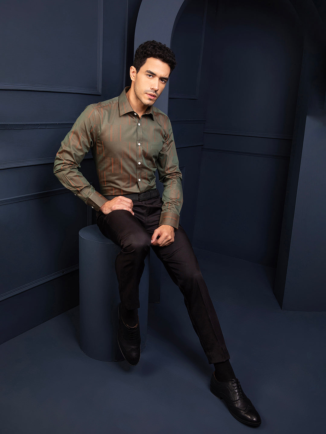 Regular Fit Formal Shirts For Men Perfectly Handfinished Collar & Cuffs