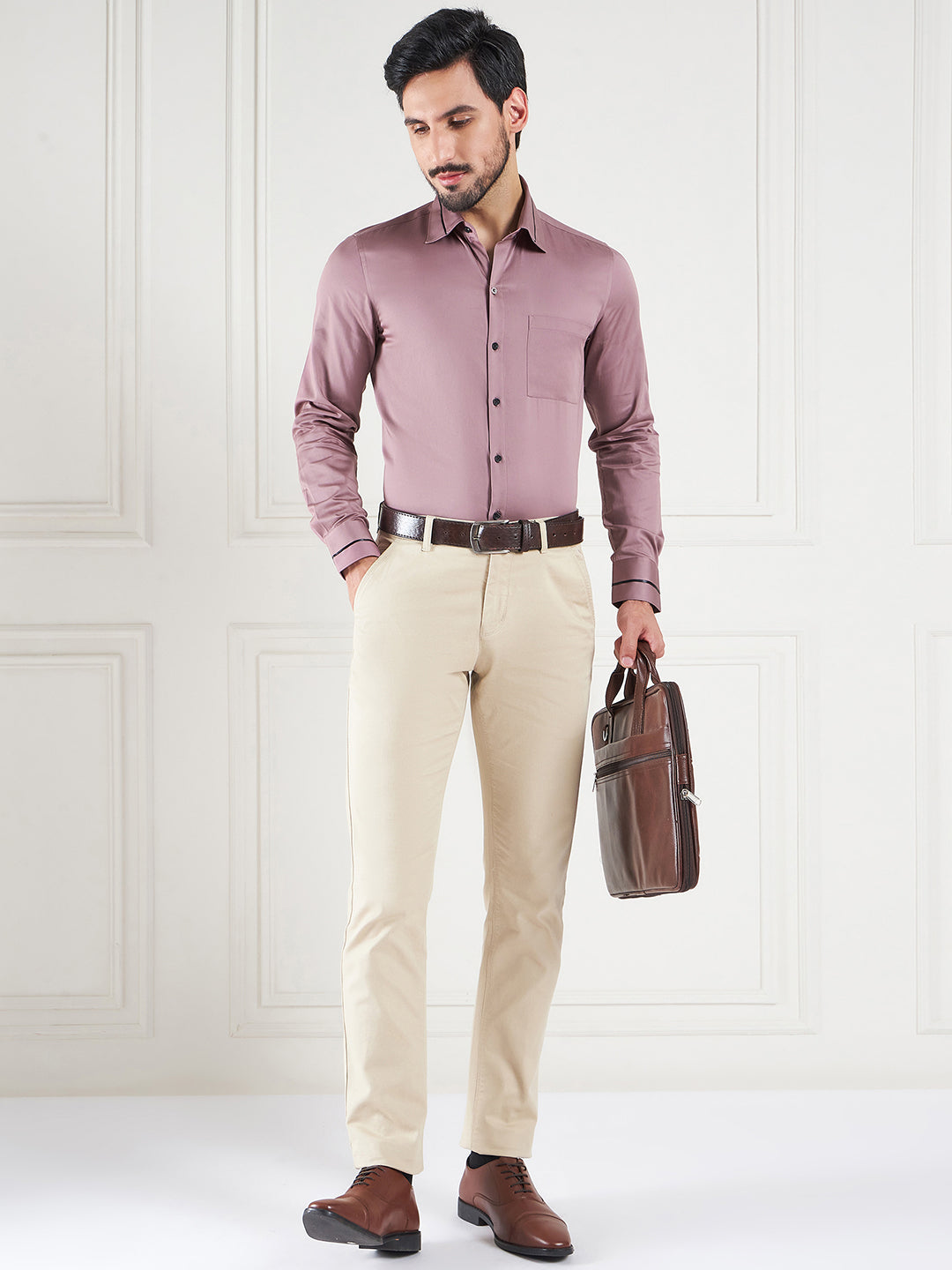 Regular Fit Solid Pink Shirt For Men