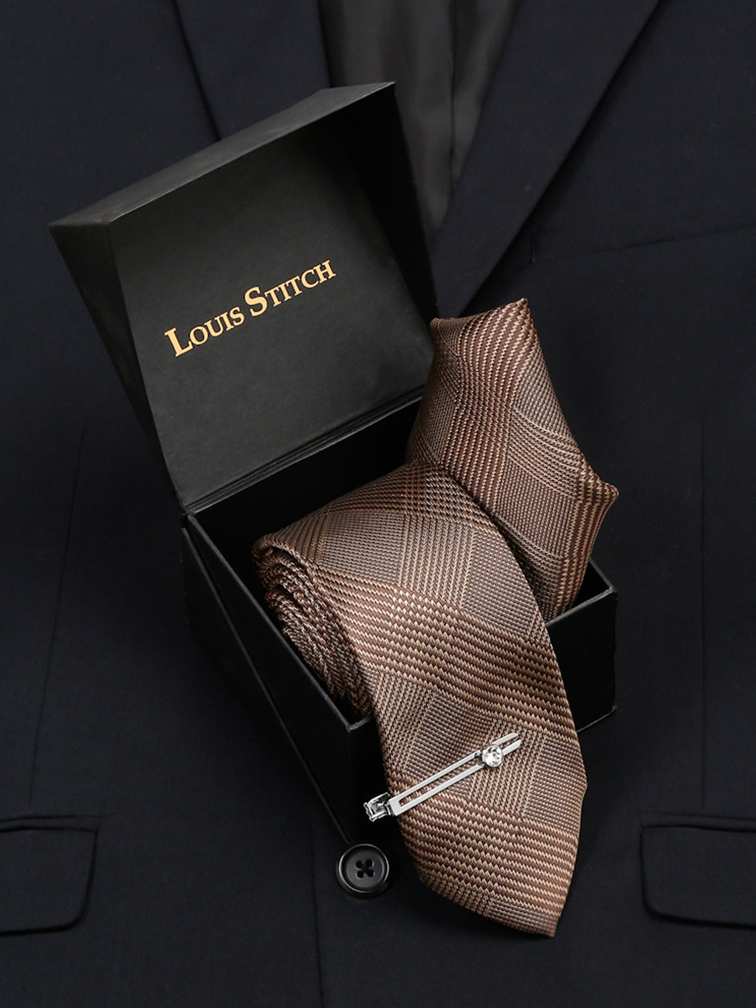 Maple Brown Italian Silk Necktie Set Pocket Square Chrome Tiepin