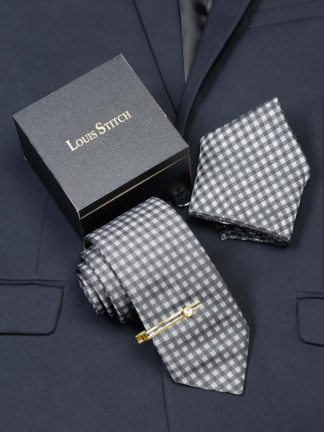 Checkerd Black Luxury Italian Silk Necktie Set With Pocket Square Gold Tie pin