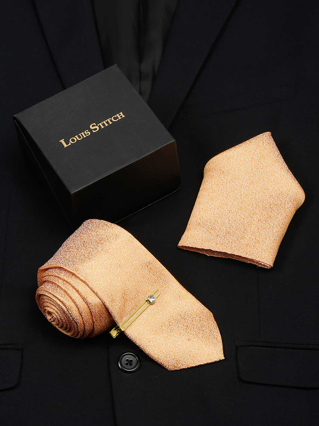 Cream Dotted Luxury Italian Silk Necktie Set With Pocket Square Gold Tie pin