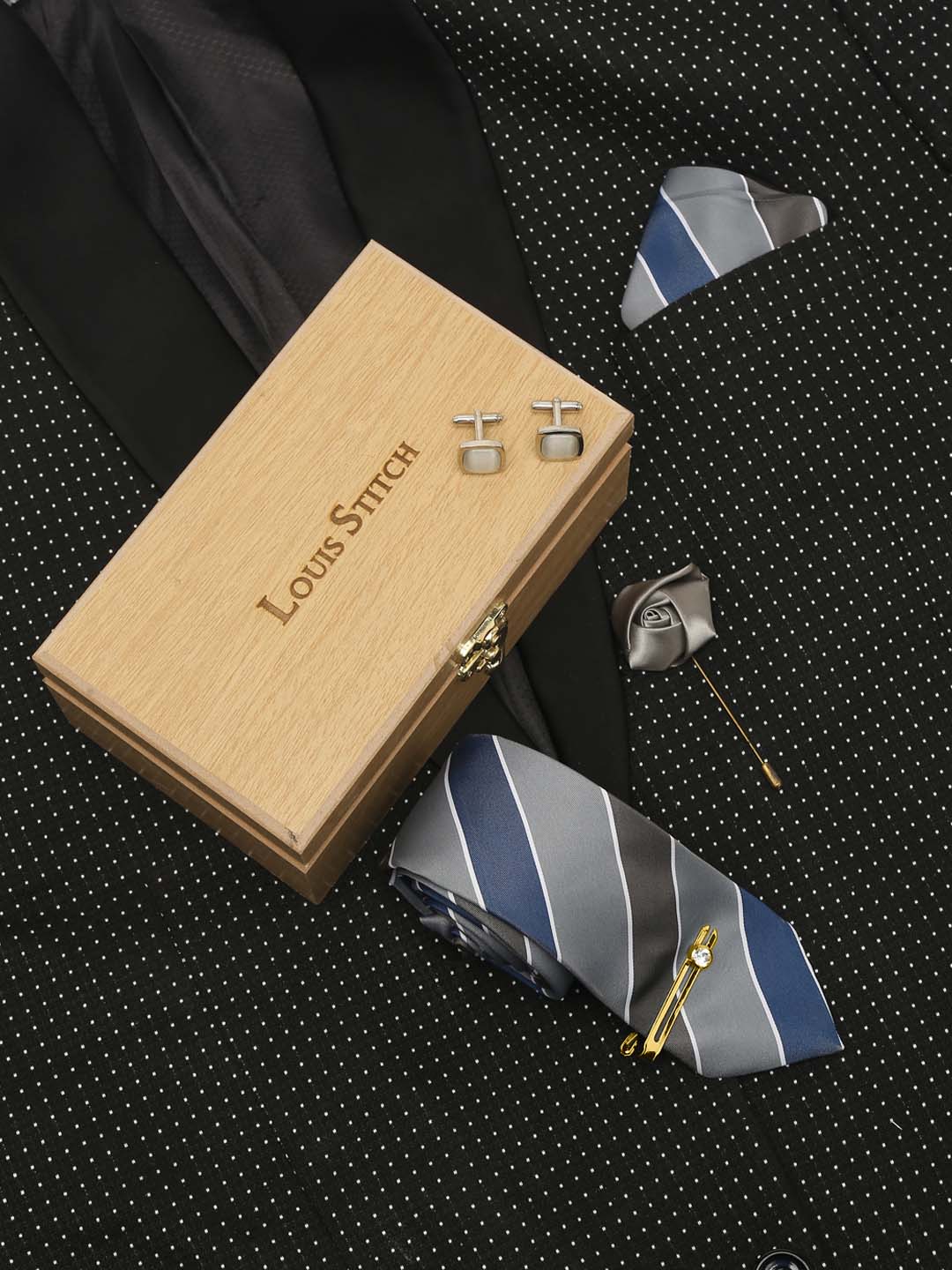 Lined Blue Luxury Italian Silk Necktie Set With Pocket Square Cufflinks Brooch Gold Tie pin